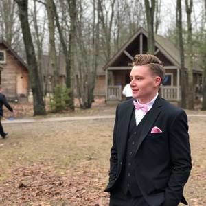 Meet your Posher, Josh